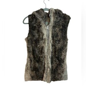 Pandemonium Seattle Faux Fur Hooded Vest